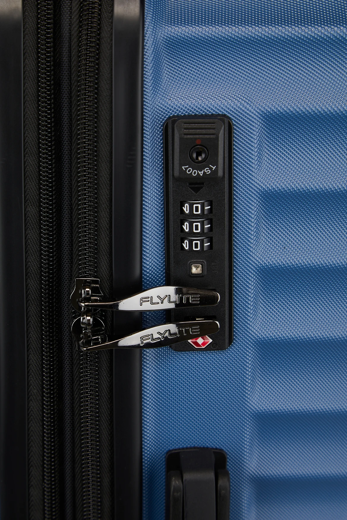 Berlin 78cm Suitcase - Image 7