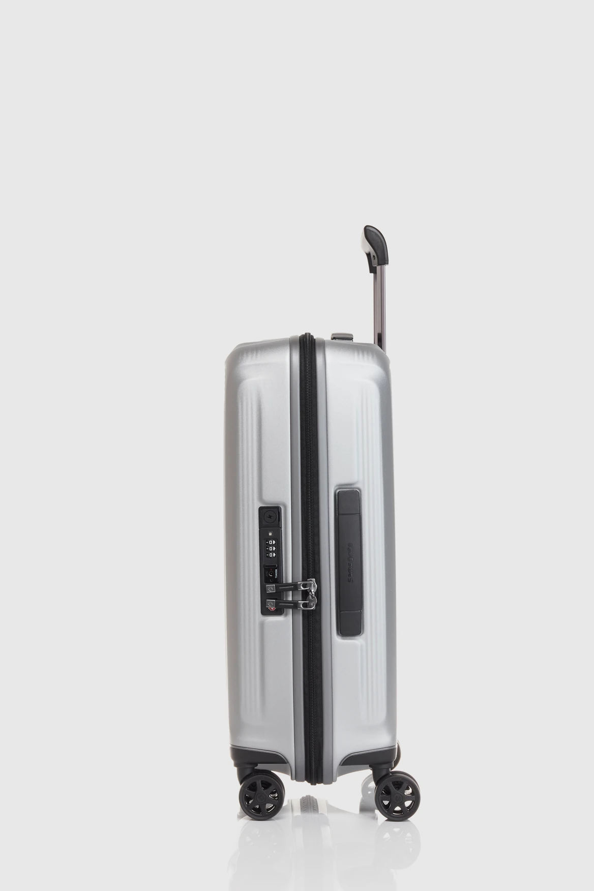 Samsonite Nuon 55cm Suitcase - Image 2