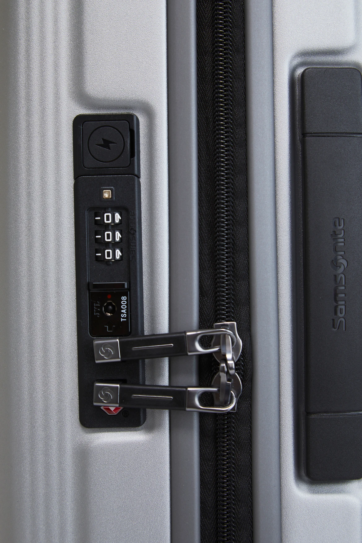 Samsonite Nuon 55cm Suitcase - Image 8