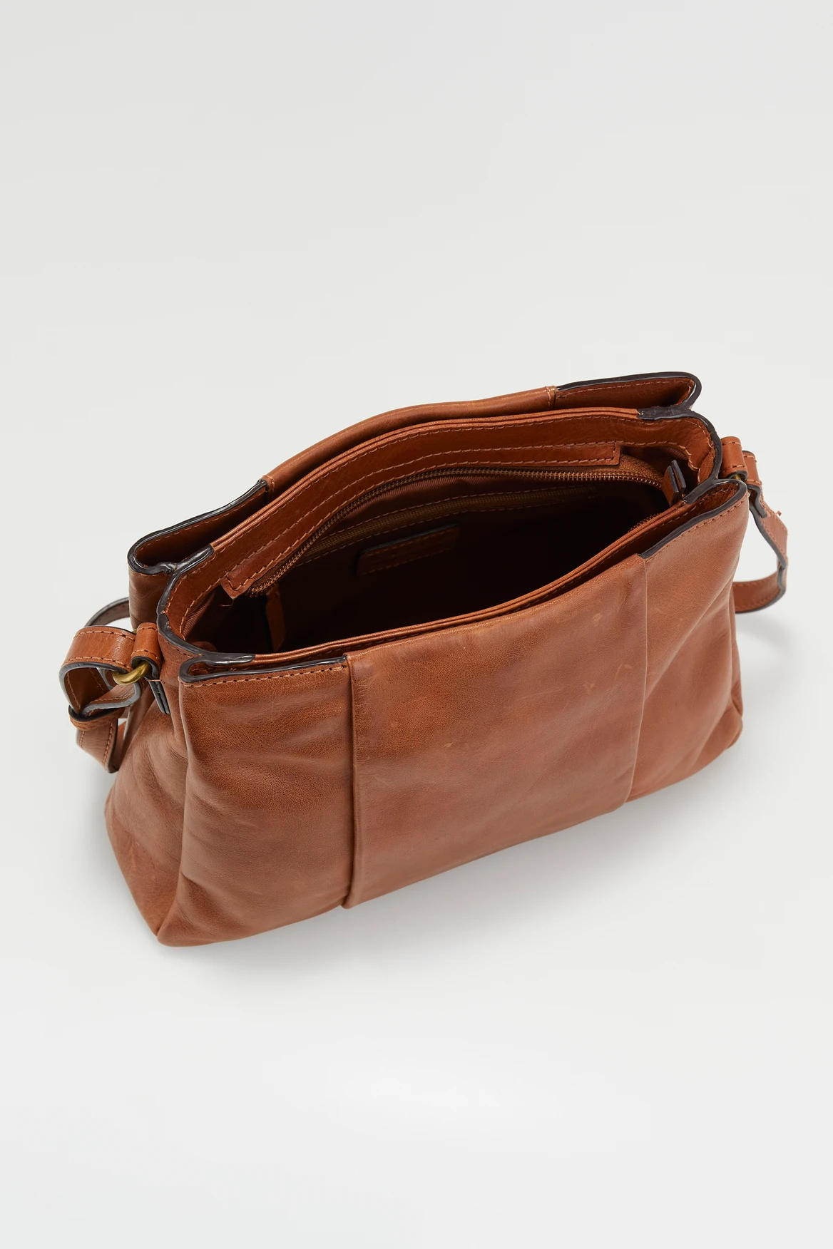 Ava Leather Crossbody Bag - Image 3