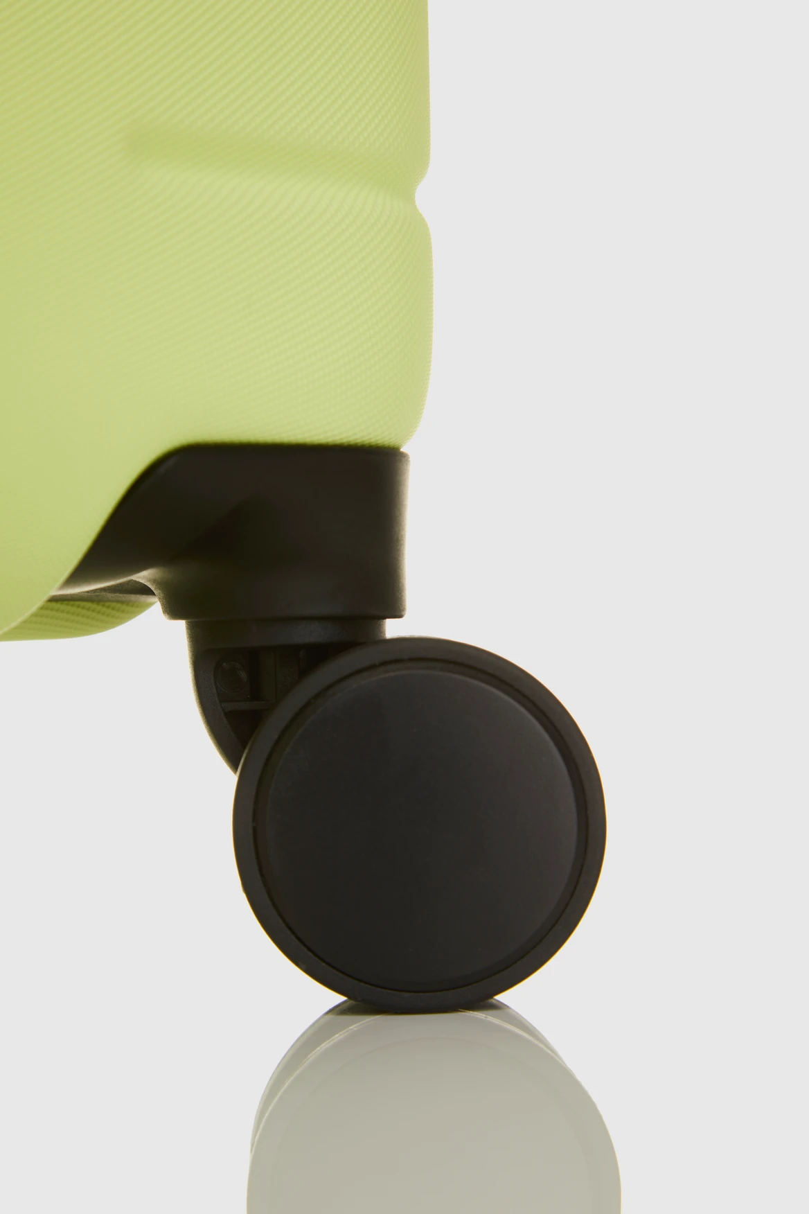 Stori 75cm Suitcase - Image 6