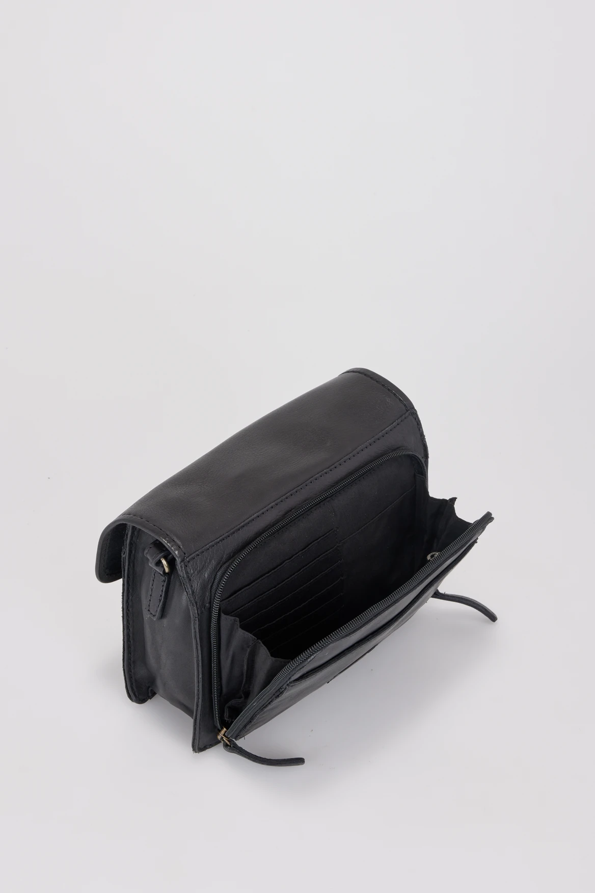 Gwen Leather Stitch Flapover Bag - Image 5